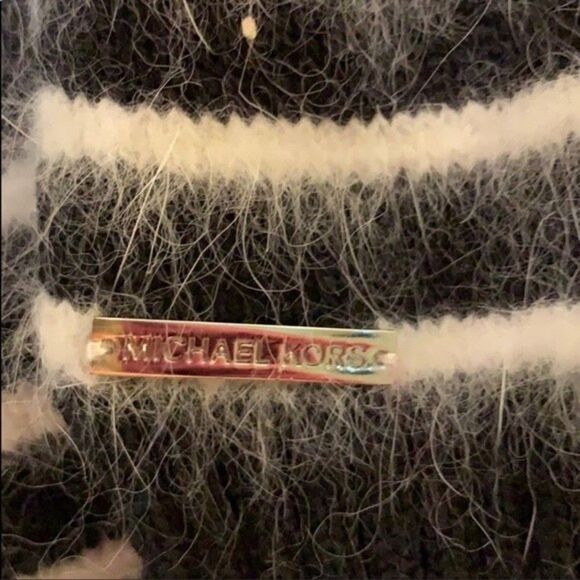 MICHAEL Michael Kors angora rabbit hair blended scarf - Picture 3 of 6